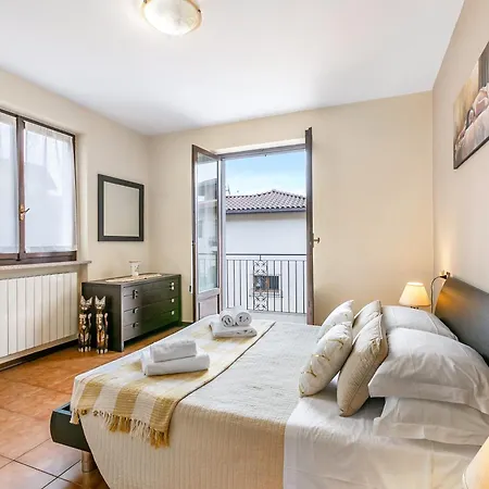 Apartment Sunrise In - Happy Baveno