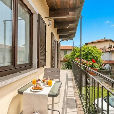 Sunrise In Baveno: Apartment For 4 With Balcony - Happy Rentals * 바메노