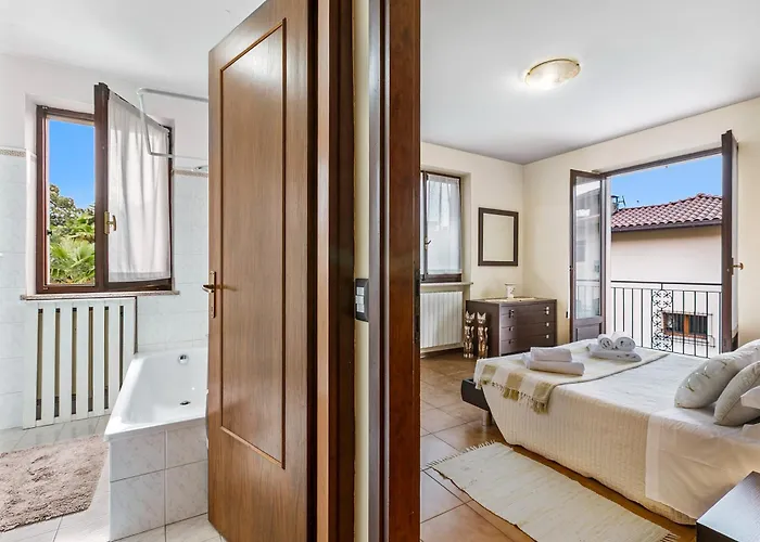 Sunrise In - Happy Apartamento Baveno