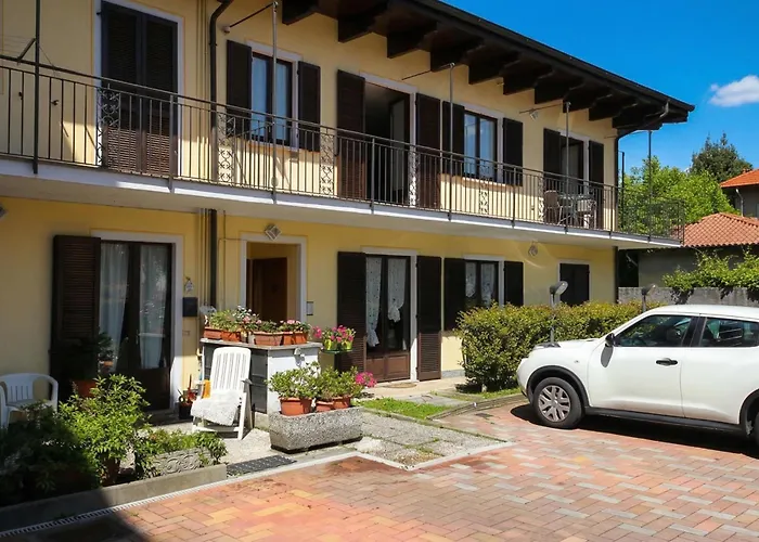 Sunrise In - Happy Apartamento Baveno